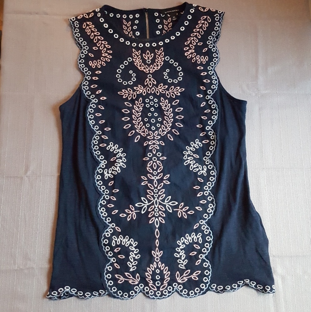 Embroidered Banana Republic Top